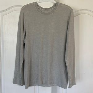 Lululemon Long Sleeve Breathe shirt